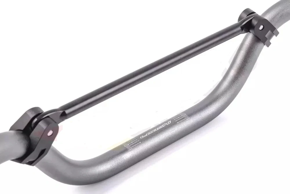 Řidítka na motorku s hrazdou hliníková ENDURO/STREET 22 mm, stříbrná 780 mm