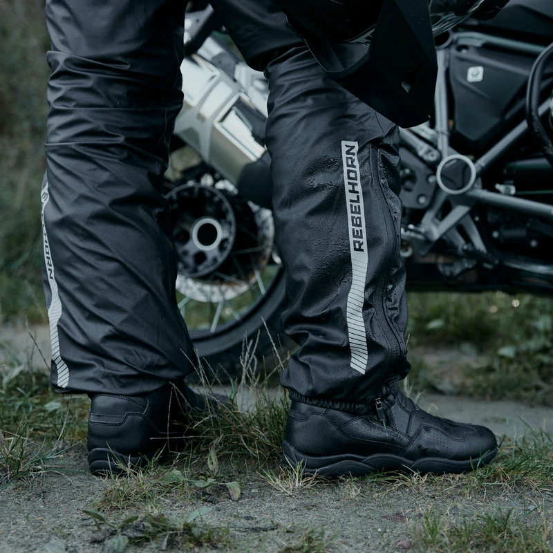 Kalhoty do deště na motorku Rebelhorn Ocean Black s laminovanou membránou, nepromok na motorku