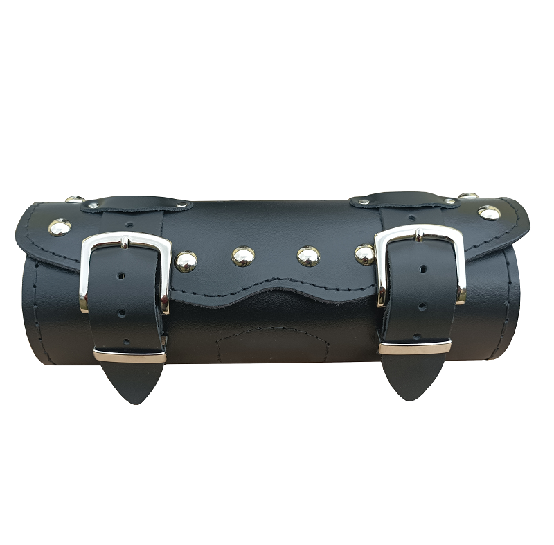 Kožená rolka na chopper Diablo Moto zdobená nýty