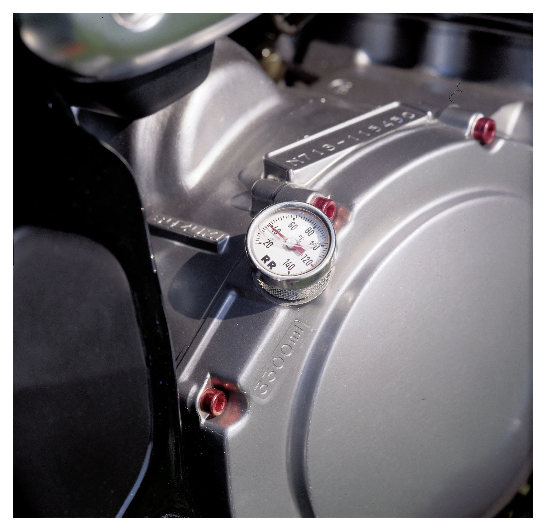 Teploměr motorového oleje RR, made in GERMANY (CB 600F, CBF 600, CBR 600RR, ER-6, Versys 650)
