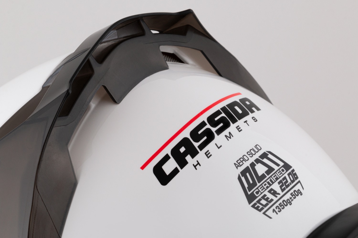 Cassida AERO SOLID (bílá/černá), integrální helma na motorku