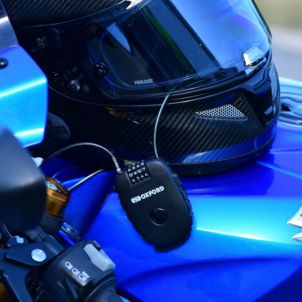 Svinovací lankový zámek na helmu a oblečení Oxford RETRA CABLE COMBINATION LOCK, (délka 0,75 m, tl. 2,4 mm, černý)