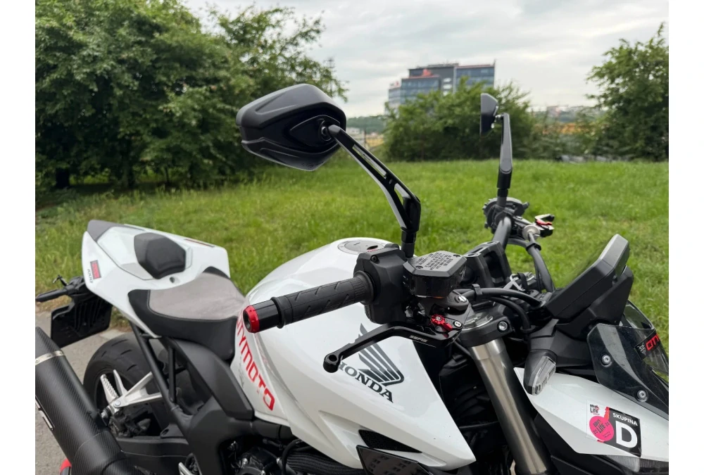 Zrcátka na motorku SEFIS RAW 2 černá universální, pár 