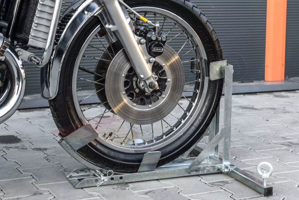 Transportní přepravní moto stojan HLP pozinkovaný (držák předního kola) na motorku