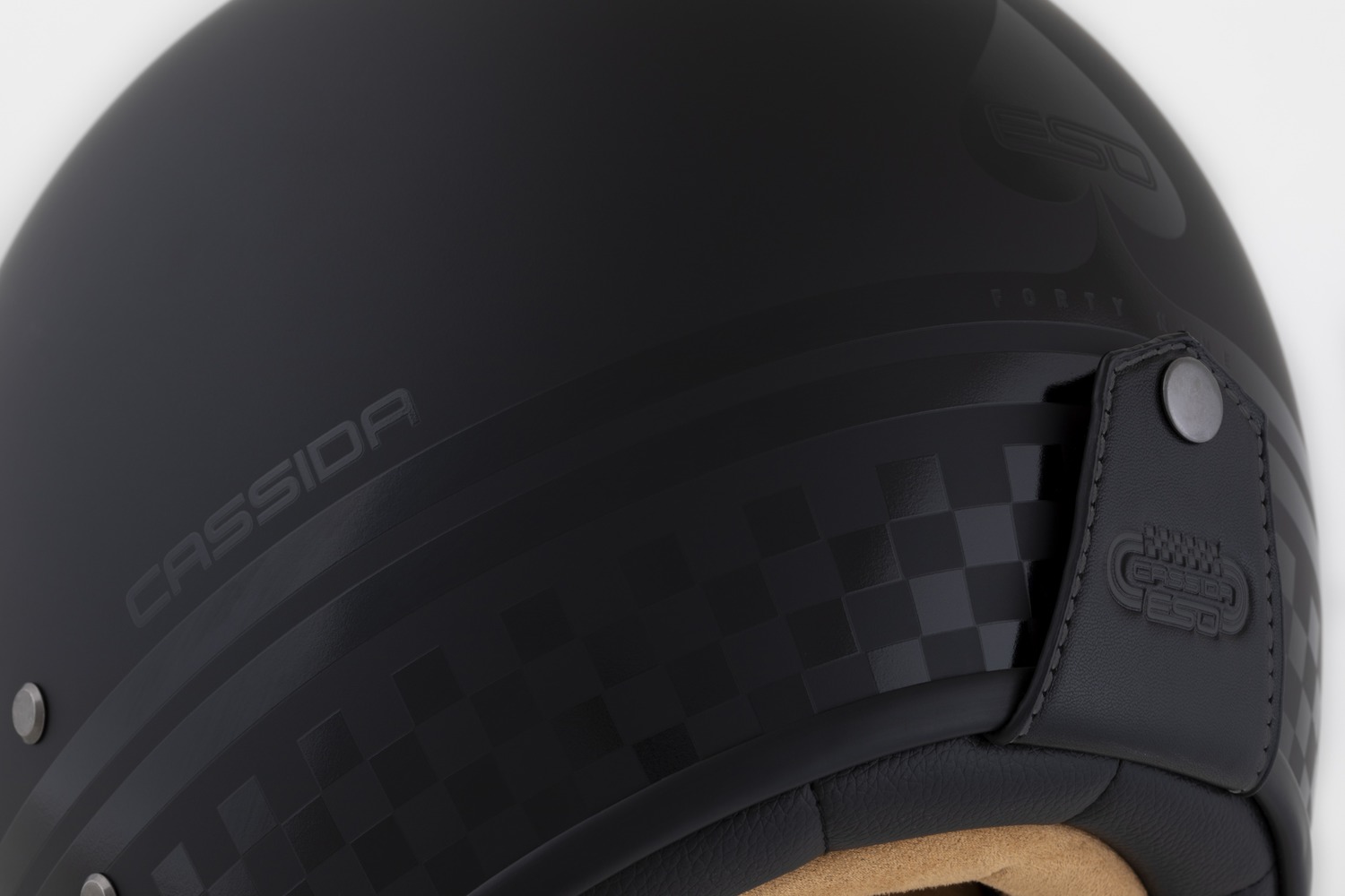 Helma na motorku CASSIDA Eso Forty Nine BlackOut (černá matná/černá) 