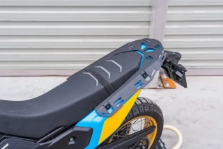 Yamaha T7 Tenere 700 -25 černý měkký nosič zavazadel Yakk EXP