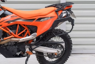Boční nosič kufrů KTM 690 19-25 - černý Yakk EXP