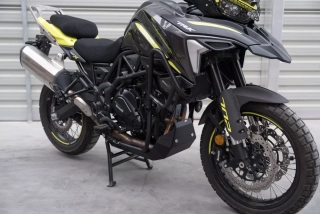 Padací rámy Benelli TRK 702/702X černé, Yakk EXP