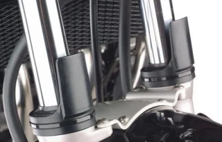 Chrániče vidlic na motorku plastové černé, pár